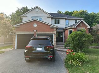 940 Ridge Valley Dr #2, Oshawa, ON L1K2G4