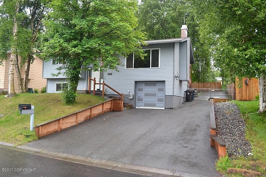 1st image of 3316 Rosella St
