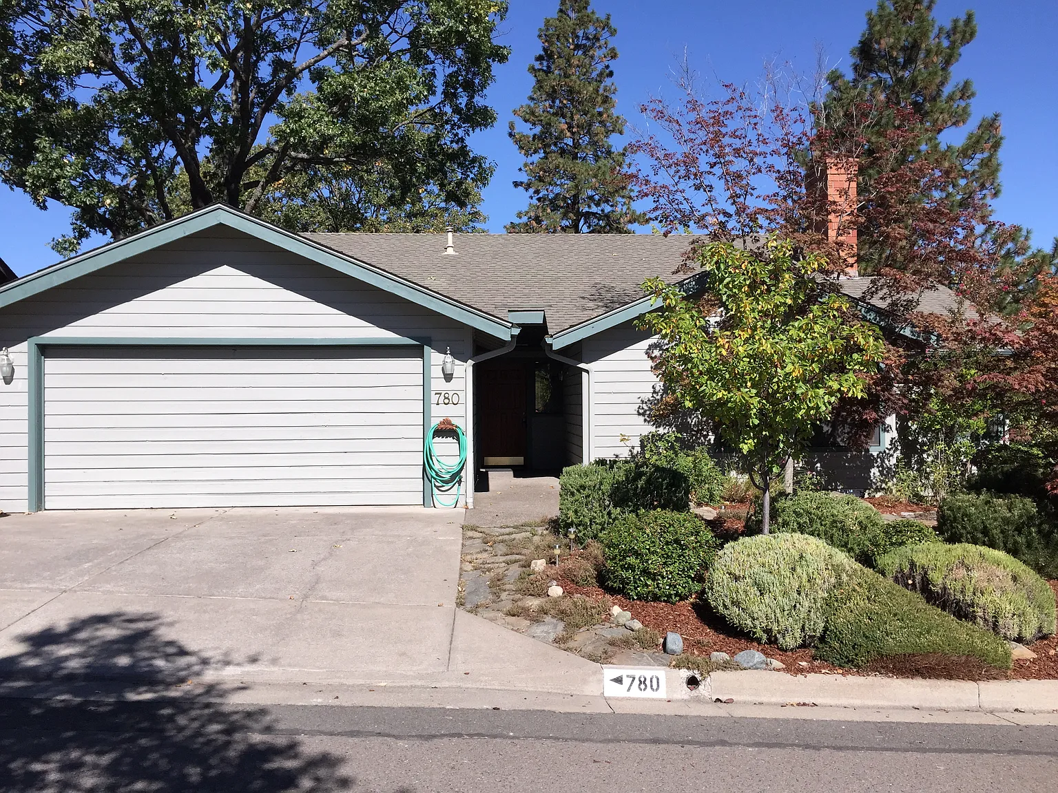 780 W Pebble Beach Dr photo 1