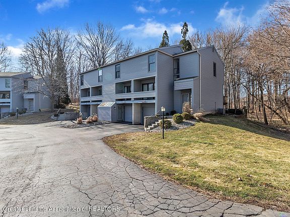 2nd image of 3655 E Meadows Ct