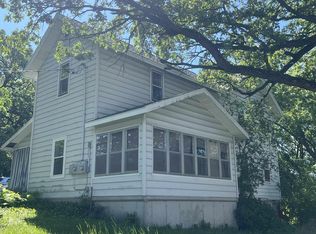 515 State Farm Rd, Deerfield, WI 53531