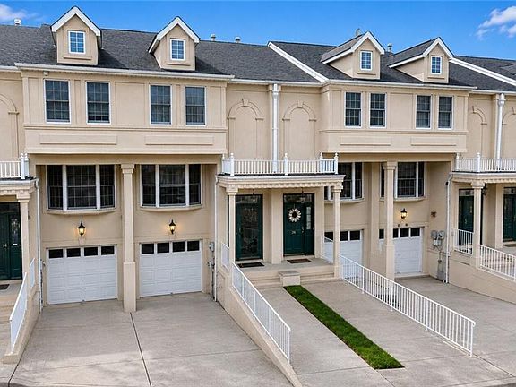 3rd image of 26 Cobblers Ln
