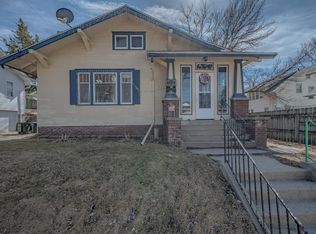 712 34th St, Sioux City, IA 51104