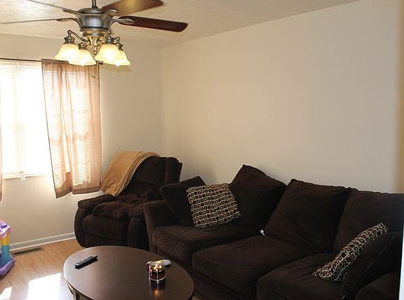 4th image of 309 Johnson St