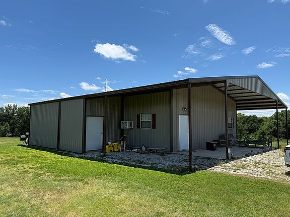 4th image of 4101 County Road 1550