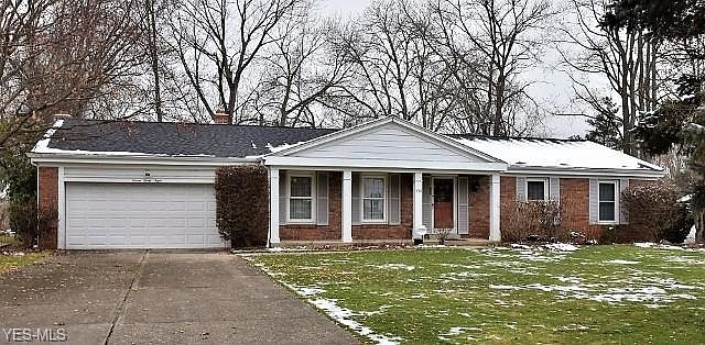 1st image of 738 Butternut Dr