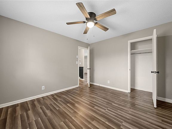 5th image of 110 Tandy Dr APT C