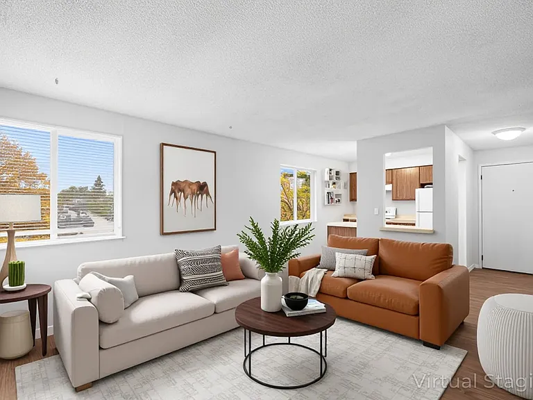 MOVE IN SPECIAL! 50% OFF SECOND MONTHS RENT - THE SHARP APARTMENTS! — Photo 6