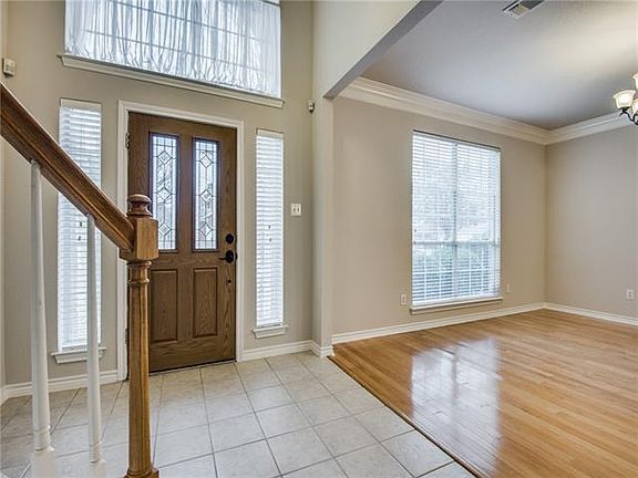 4th image of 308 Longview Dr
