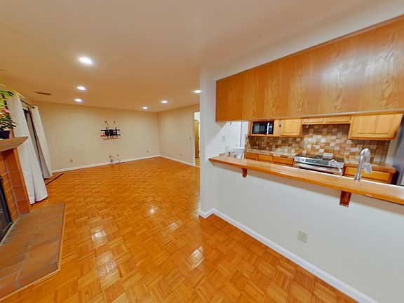 3rd image of 3705 Terstena Pl APT 103