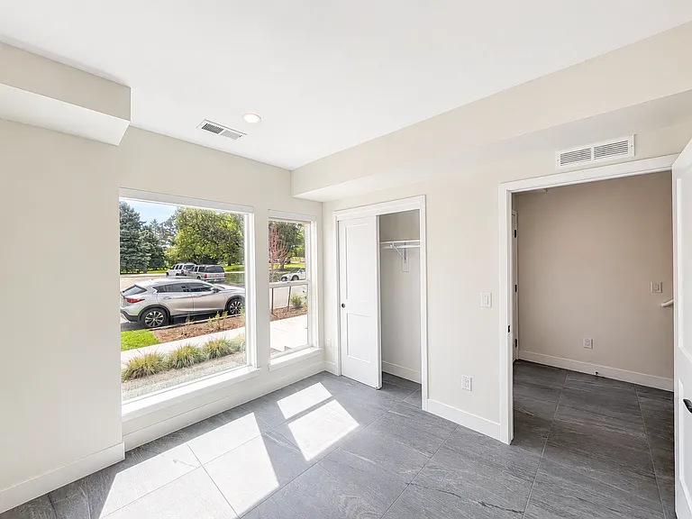 3833 N Newport St — Photo 10