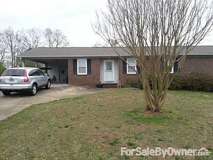 5th image of 112 Woodfield Dr