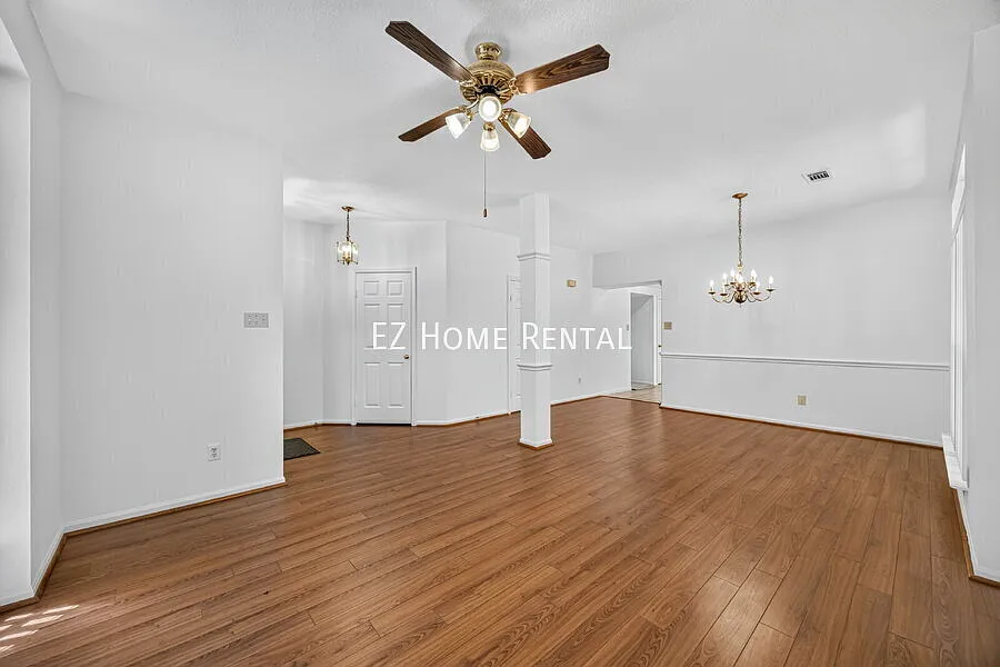Move In Today! | No Security Deposit Option | 3-Bedroom Home Near The Woodlands — Photo 3