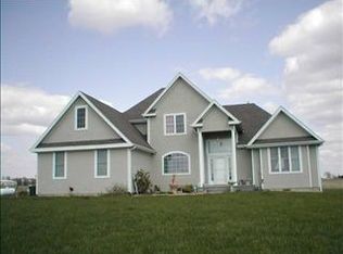 7830 SW Fairlawn Rd, Wakarusa, KS 66546