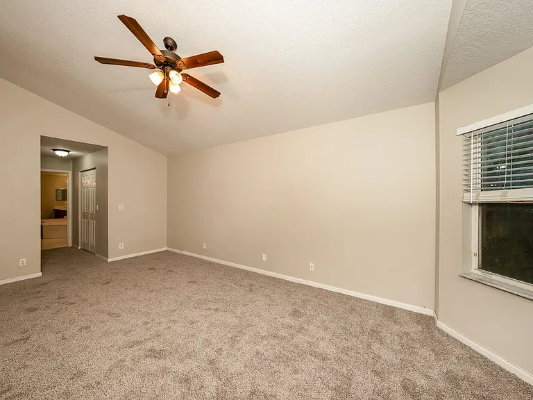 23410 Serene Meadow Dr S — Photo 10