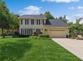 4300 Stonebridge Rd, West Des Moines, IA 50265