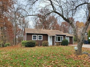 33 Somerset Ln, Holden, MA 01520