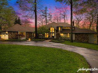 2009 Timber Trail Dr SE, Ada, MI 49301