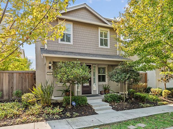 2nd image of 694 Gale Dr
