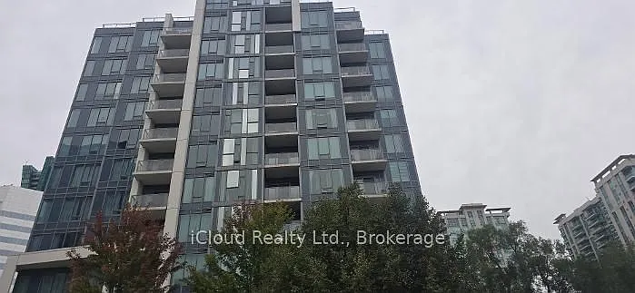 28 Avondale Ave #806