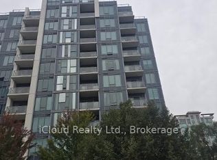 28 Avondale Ave #806, Toronto, ON M2N0K2
