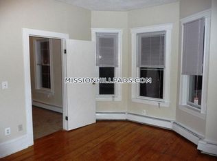 196 Norfolk Ave #3, Boston, MA 02119