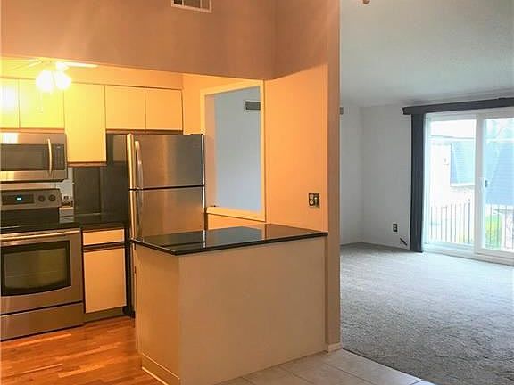 4th image of 132B Foxberry Dr