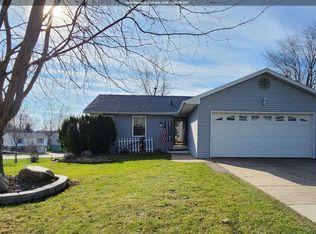 2301 Sugar Creek Ln, Marshalltown, IA 50158