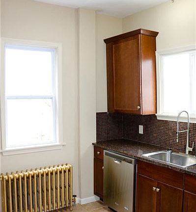 Apt#1 kitchen #3