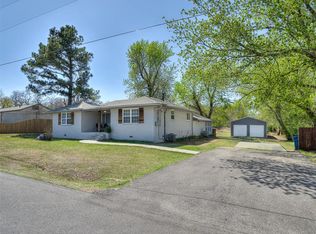 2013 N Draper Ave, Choctaw, OK 73020