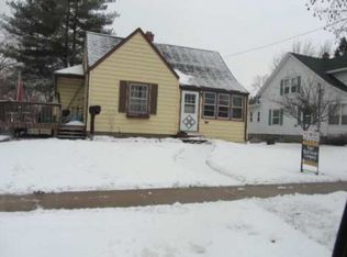 513 Robert St, Fort Atkinson, WI 53538