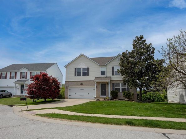 100 Westhaven Meadows Dr, Belleville, IL 62220