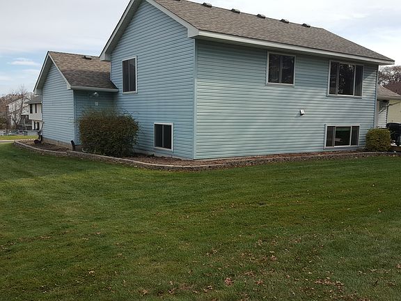 5th image of 26724 Glen Oak Dr