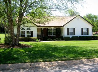 19 Summer Valley Ct, Greer, SC 29651