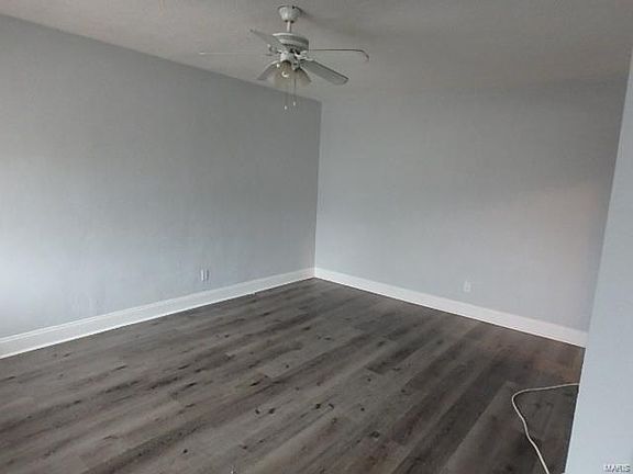 2nd image of 3271 Volo Ave