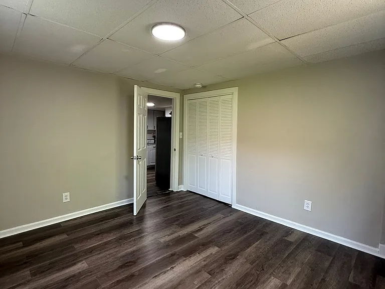 339-341 Allen St #1R — Photo 3