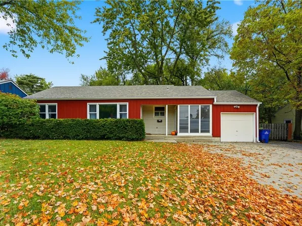 7308 W 75th St, Overland Park, KS 66204