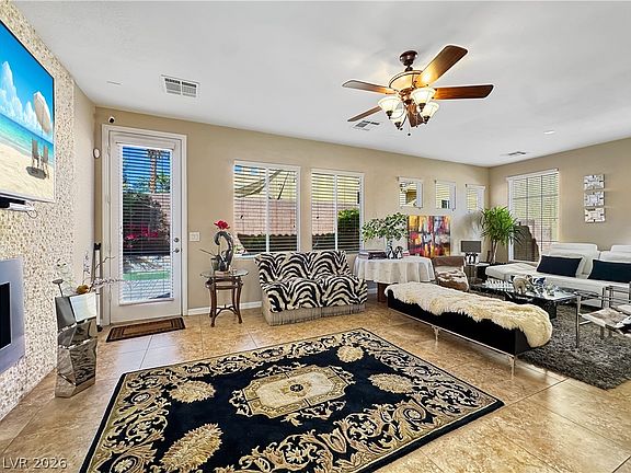 5th image of 8122 Retriever Ave