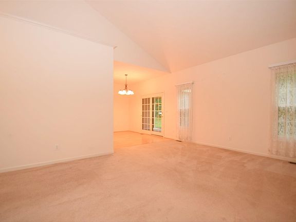 5th image of 2122 Woodland Estates Dr