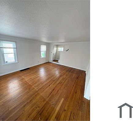 2nd image of 12912 Thraves Ave