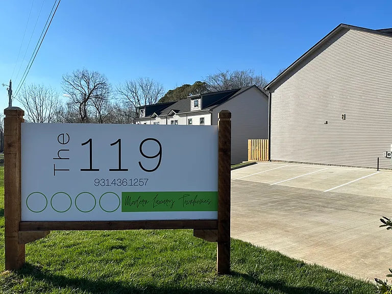 119 W Rossview Rd #2-I — Photo 11