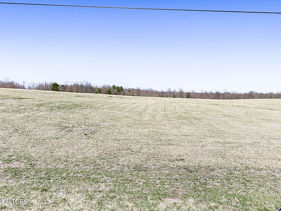 4th image of 5 Nicholson Dr Lot 5