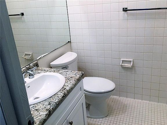 4th image of 501 Marsh Villas