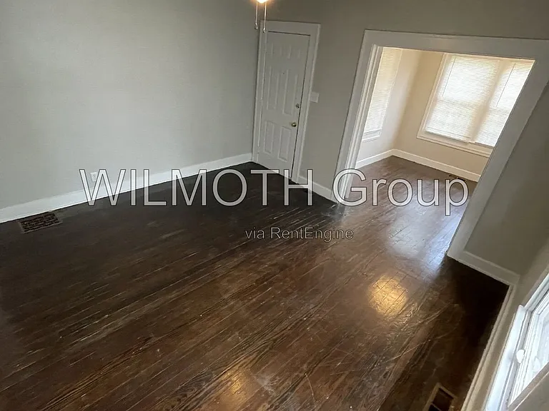 47 N Ewing St — Photo 4