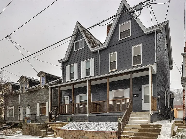 1841 Chislett St — Photo 2