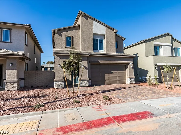 405 Isla Enclave Way — Photo 2