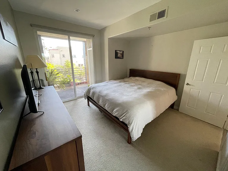 1642 7th Ave #331 — Photo 7