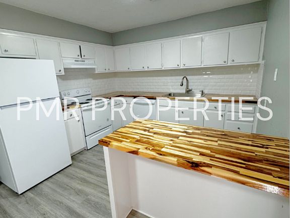 4th image of 5425 NW Kinyon Ave
