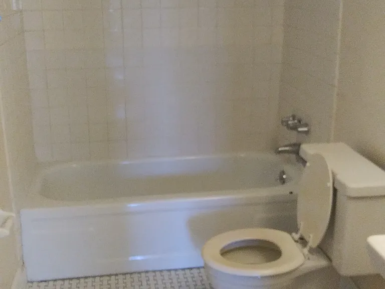 2246 Burnet Ave #5 — Photo 19