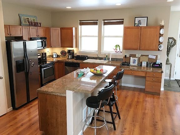 3rd image of 1287 Stoney Ridge Dr